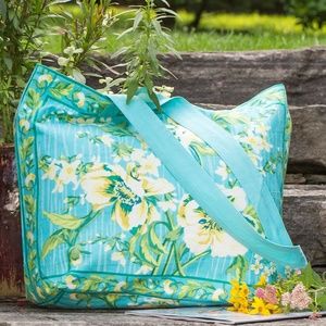 April Cornell Beach Market Tote Bag Water Lily NWT